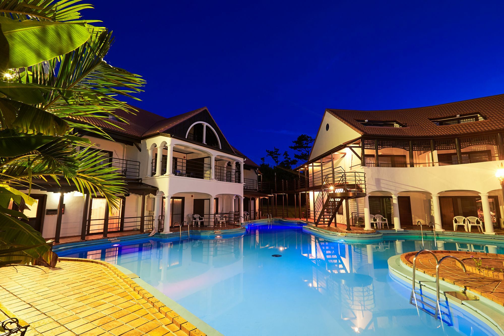 The Pool Resort Villa Ichigoichie Onna Bagian luar foto
